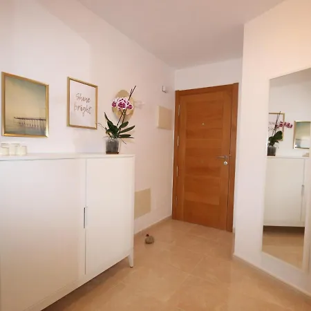 - La Perla C004 * エル・メダノ